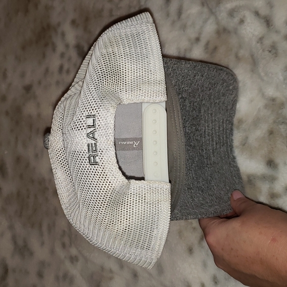 Reali Hat - Picture 2 of 6